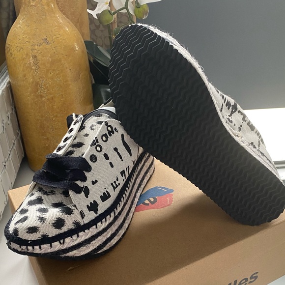 Espadrille Sneakers - Picture 7 of 9